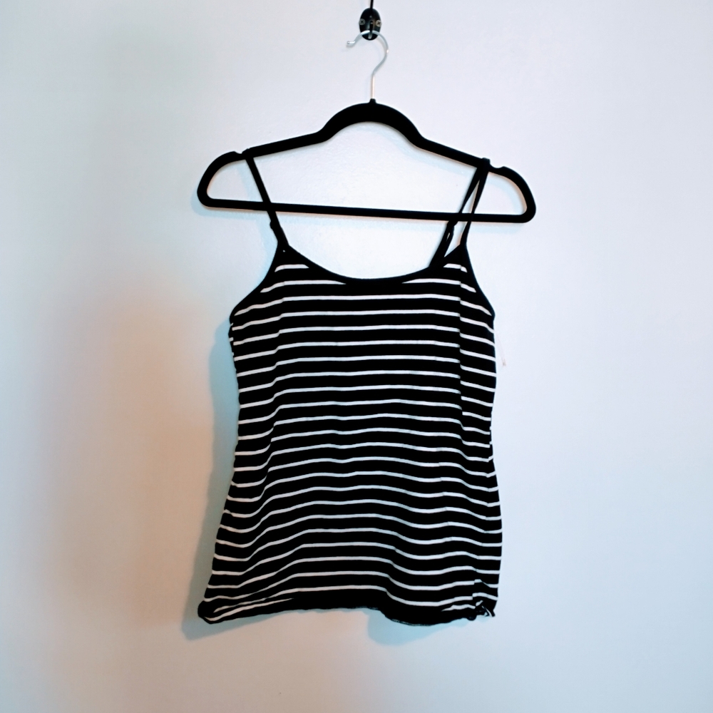 Torrid black and white striped Cami size 0, mild piling